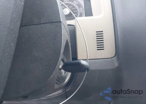 2010 Mercury Mariner z USA, uszkodzony, nr VIN 4M2CN8BG7AKJ02936